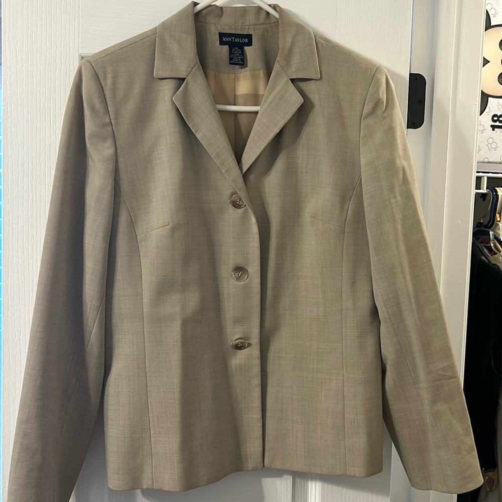 Anne Taylor size 14 taupe blazer jacket